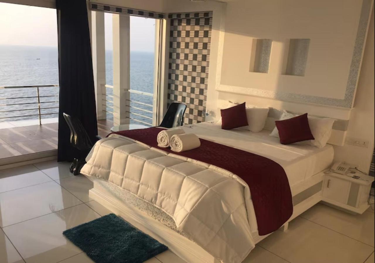 Clafouti Beach Resort - A Seafacing Resort Varkala Esterno foto
